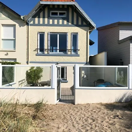 Maison Les Pieds Dans Le Sable *