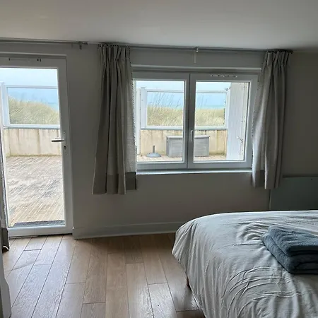 Semesterbostad Maison Les Pieds Dans Le Sable Blonville-sur-Mer